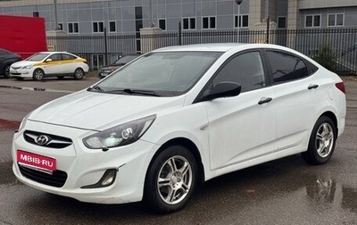 Hyundai Solaris II рестайлинг, 2012 год, 650 000 рублей, 1 фотография