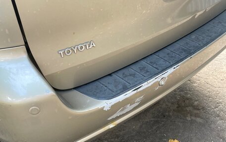 Toyota Sienna II рестайлинг, 2004 год, 1 100 000 рублей, 10 фотография