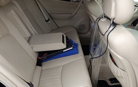 Mercedes-Benz C-Класс, 2005 год, 850 000 рублей, 7 фотография