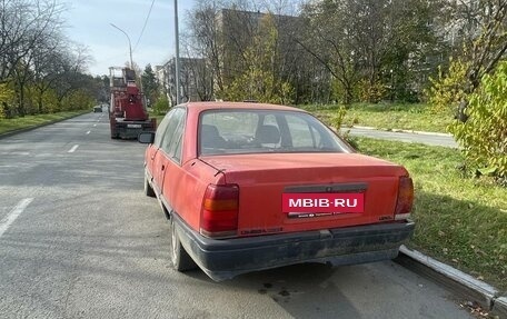 Opel Omega A, 1988 год, 50 000 рублей, 4 фотография
