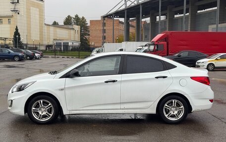 Hyundai Solaris II рестайлинг, 2012 год, 650 000 рублей, 13 фотография