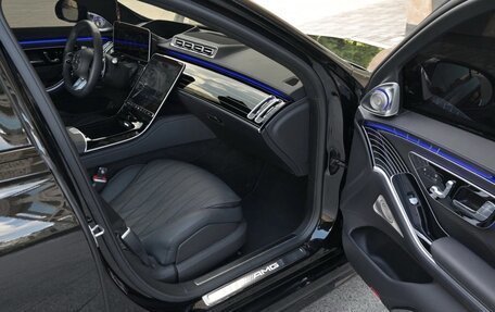 Mercedes-Benz S-Класс AMG, 2023 год, 25 000 000 рублей, 20 фотография