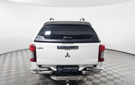 Mitsubishi L200 IV рестайлинг, 2021 год, 2 535 000 рублей, 10 фотография