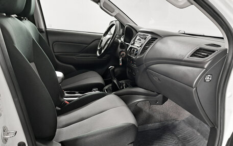 Mitsubishi L200 IV рестайлинг, 2021 год, 2 535 000 рублей, 15 фотография