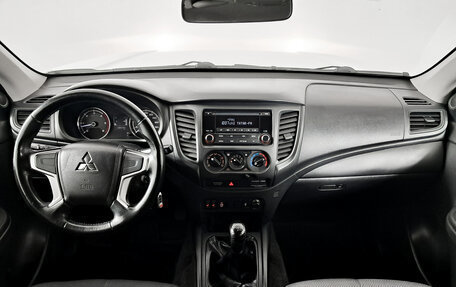 Mitsubishi L200 IV рестайлинг, 2021 год, 2 535 000 рублей, 18 фотография