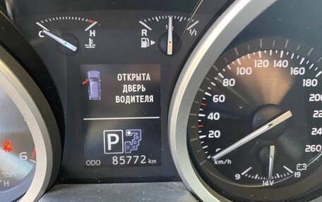 Toyota Land Cruiser 200, 2015 год, 4 300 000 рублей, 7 фотография