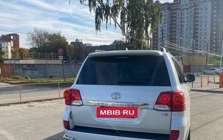 Toyota Land Cruiser 200, 2015 год, 4 300 000 рублей, 4 фотография