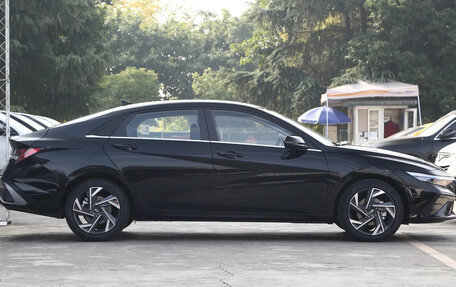 Hyundai Elantra, 2023 год, 2 220 000 рублей, 6 фотография