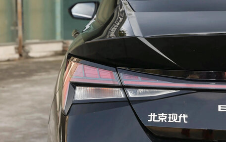 Hyundai Elantra, 2023 год, 2 220 000 рублей, 29 фотография