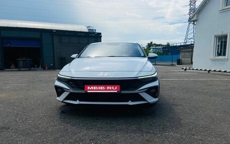 Hyundai Elantra, 2023 год, 1 830 000 рублей, 4 фотография