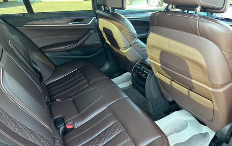 BMW 5 серия, 2019 год, 3 950 000 рублей, 13 фотография