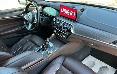 BMW 5 серия, 2019 год, 3 950 000 рублей, 14 фотография