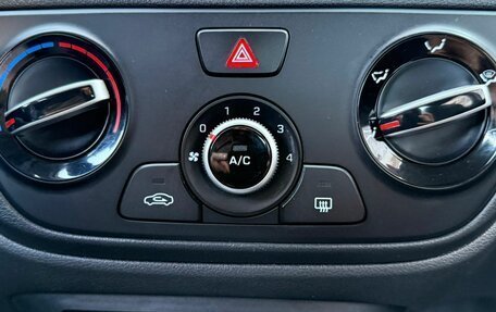 Hyundai Solaris II рестайлинг, 2018 год, 1 100 000 рублей, 11 фотография