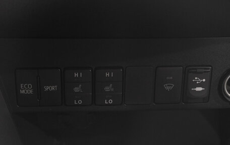 Toyota RAV4, 2012 год, 1 799 000 рублей, 19 фотография
