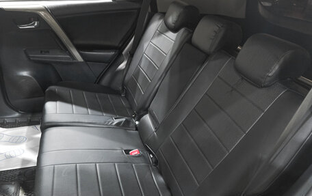 Toyota RAV4, 2012 год, 1 799 000 рублей, 24 фотография