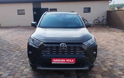 Toyota RAV4, 2019 год, 3 300 000 рублей, 1 фотография