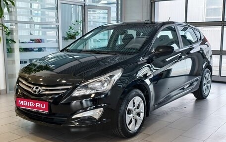 Hyundai Solaris II рестайлинг, 2015 год, 1 195 000 рублей, 1 фотография