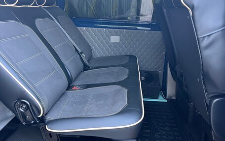 Volkswagen Transporter T6 рестайлинг, 2018 год, 3 550 000 рублей, 14 фотография