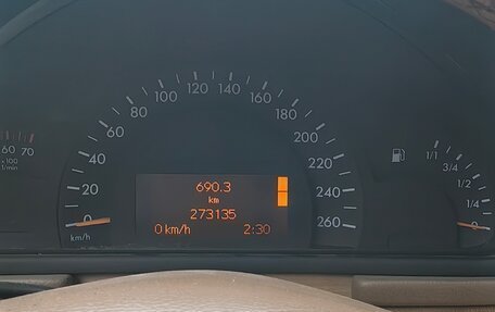 Mercedes-Benz C-Класс, 2001 год, 500 000 рублей, 4 фотография