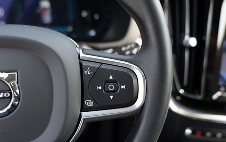 Volvo XC60 II, 2023 год, 4 454 000 рублей, 5 фотография