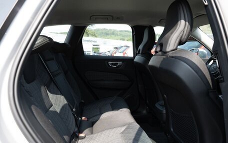 Volvo XC60 II, 2023 год, 4 454 000 рублей, 9 фотография