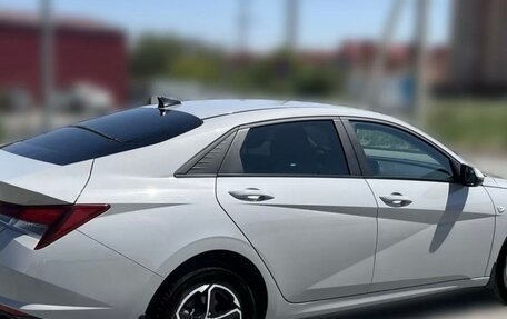 Hyundai Elantra, 2021 год, 2 195 000 рублей, 3 фотография