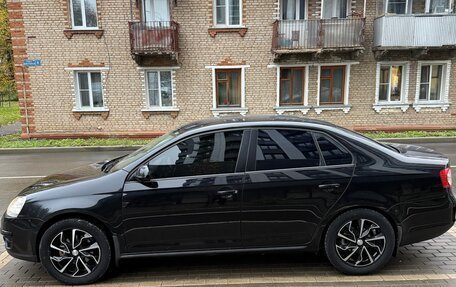 Volkswagen Jetta VI, 2008 год, 530 000 рублей, 4 фотография