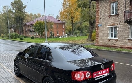 Volkswagen Jetta VI, 2008 год, 530 000 рублей, 5 фотография
