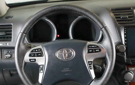 Toyota Highlander III, 2013 год, 2 499 000 рублей, 14 фотография