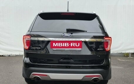 Ford Explorer VI, 2017 год, 2 600 000 рублей, 3 фотография