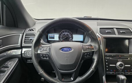 Ford Explorer VI, 2017 год, 2 600 000 рублей, 14 фотография