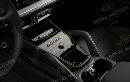 Porsche Cayenne III, 2025 год, 15 690 000 рублей, 10 фотография