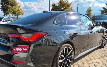 BMW 4 серия, 2022 год, 4 516 000 рублей, 3 фотография