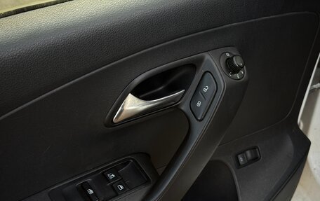 Volkswagen Polo VI (EU Market), 2015 год, 600 000 рублей, 10 фотография