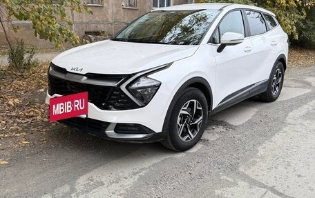 KIA Sportage IV рестайлинг, 2022 год, 3 050 000 рублей, 2 фотография