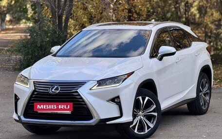 Lexus RX IV рестайлинг, 2016 год, 3 900 000 рублей, 2 фотография