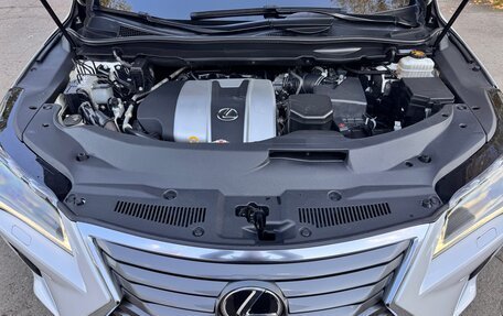 Lexus RX IV рестайлинг, 2016 год, 3 900 000 рублей, 28 фотография