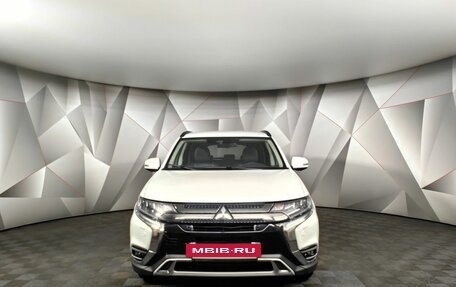 Mitsubishi Outlander III рестайлинг 3, 2021 год, 2 955 000 рублей, 7 фотография