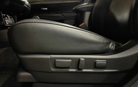 Mitsubishi Outlander III рестайлинг 3, 2021 год, 2 955 000 рублей, 21 фотография