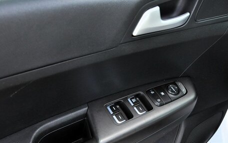 KIA Sportage IV рестайлинг, 2020 год, 2 020 000 рублей, 15 фотография