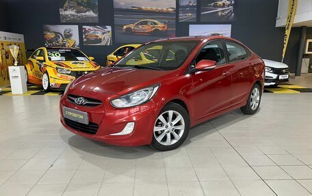 Hyundai Solaris II рестайлинг, 2010 год, 560 000 рублей, 1 фотография