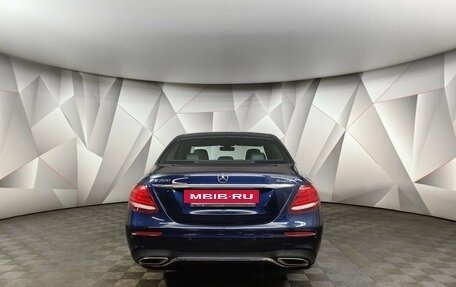 Mercedes-Benz E-Класс, 2018 год, 3 545 000 рублей, 8 фотография