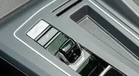 Volkswagen Golf VIII, 2022 год, 2 100 000 рублей, 22 фотография