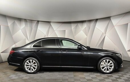 Mercedes-Benz E-Класс, 2018 год, 4 350 000 рублей, 6 фотография