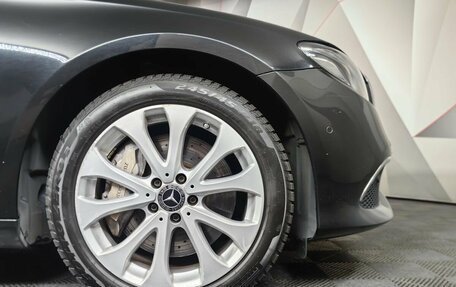 Mercedes-Benz E-Класс, 2018 год, 4 350 000 рублей, 17 фотография