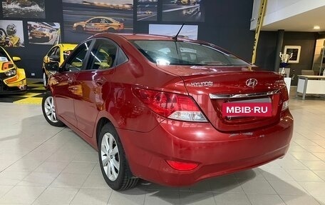 Hyundai Solaris II рестайлинг, 2010 год, 560 000 рублей, 4 фотография