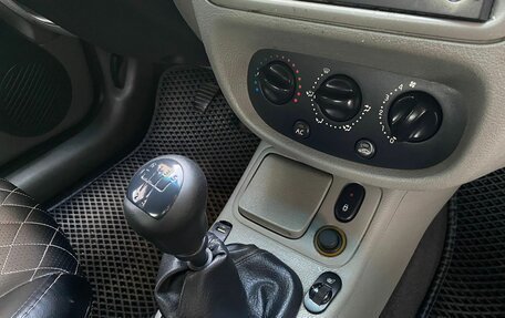 Renault Symbol I, 2005 год, 285 000 рублей, 10 фотография