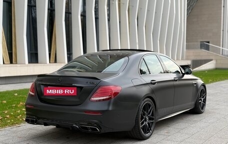 Mercedes-Benz E-Класс AMG, 2017 год, 6 990 000 рублей, 5 фотография