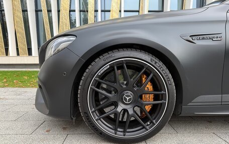 Mercedes-Benz E-Класс AMG, 2017 год, 6 990 000 рублей, 11 фотография