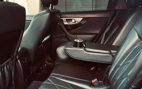 Infiniti FX II, 2010 год, 2 630 000 рублей, 26 фотография
